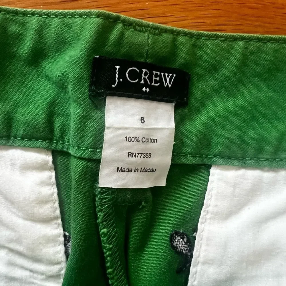 J Crew Women's Green Bermuda Shorts with Embroidered Navy Tennis City Fit Size 6